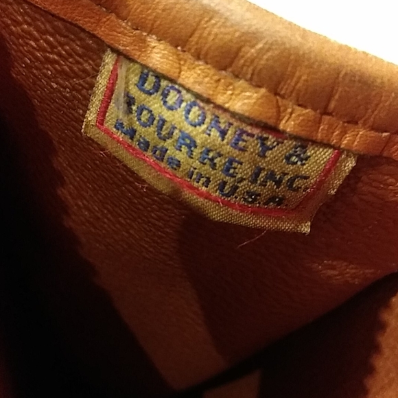 DOONEY & BOURKE VINTAGE CROSSBODY PURSE ONLY - Picture 15 of 17
